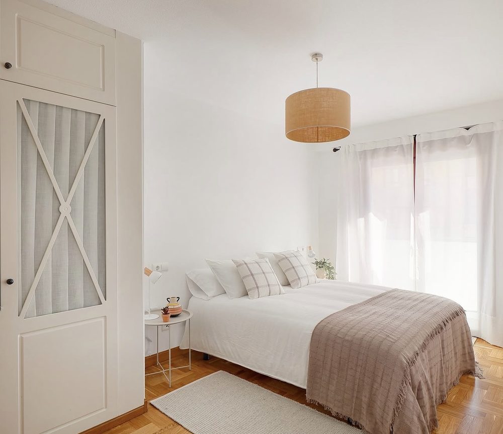 Dormitorio principal después del home staging
