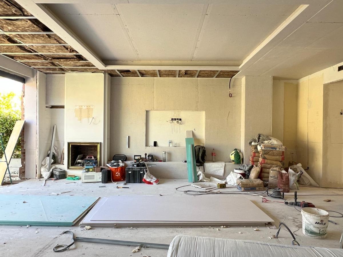 Salón en obra con pladur